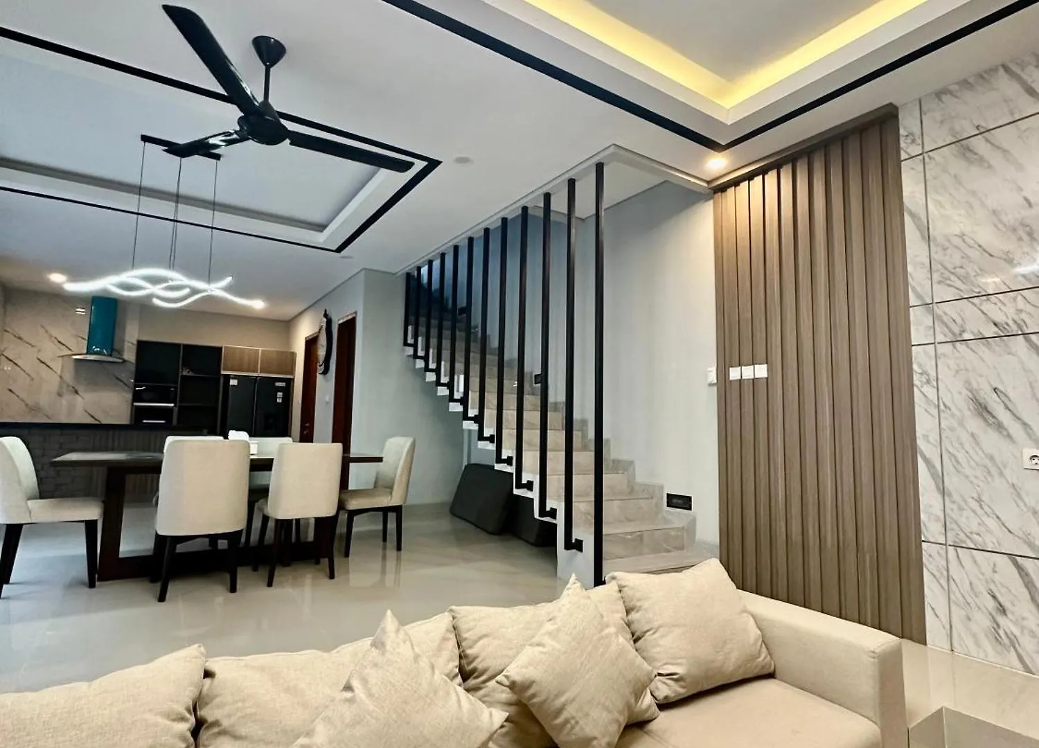 Classy New 5 Bedroom Villa In Kuta Legian 0*,