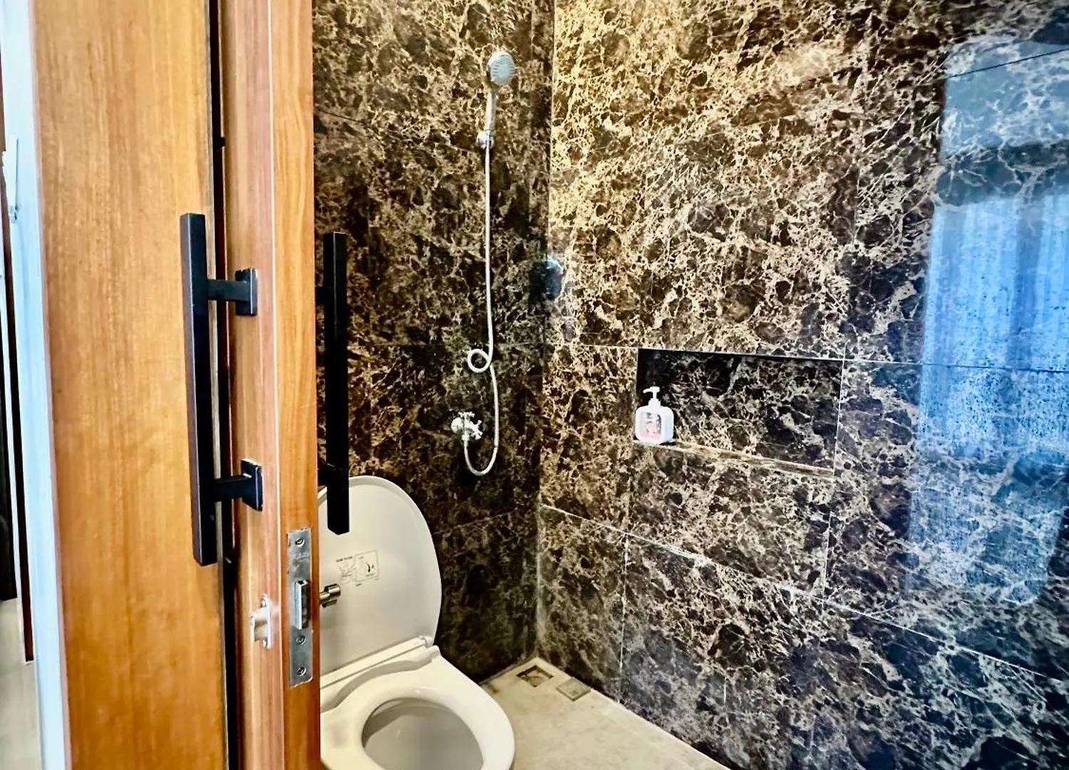 Classy New 5 Bedroom Villa In Kuta Legian   Legian (Bali)