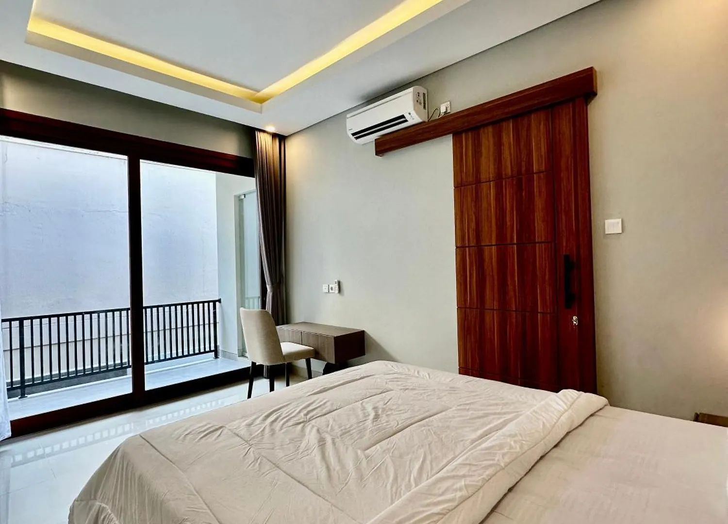 Classy New 5 Bedroom Villa In Kuta Legian