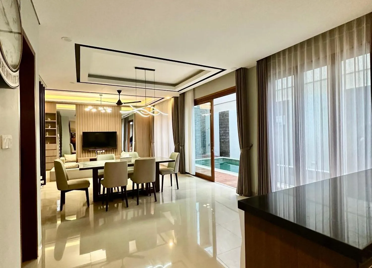 Classy New 5 Bedroom Villa In Kuta Legian